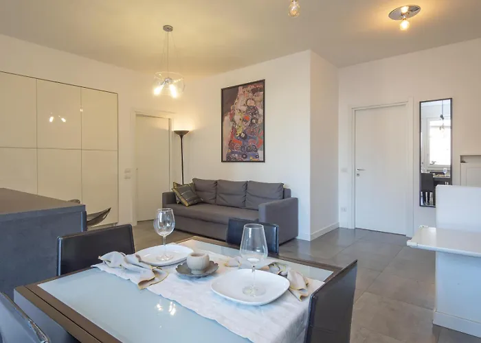 San Siro - Modern & Stylish 3 Bedroom With 2 Balconies Lotto Mm1-mm5 By Rentopolis Apartment *