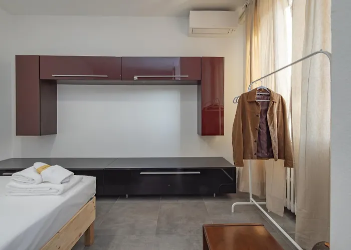 San Siro - Modern & Stylish 3 Bedroom With 2 Balconies Lotto Mm1-mm5 By Rentopolis Apartman *