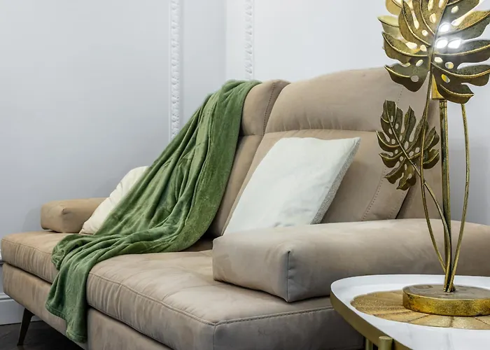 Station, Luxury & Modern With Comfort! 아파트 밀라노