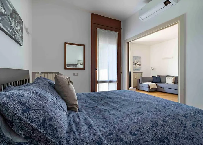 Bright House - Carozzi Daire *