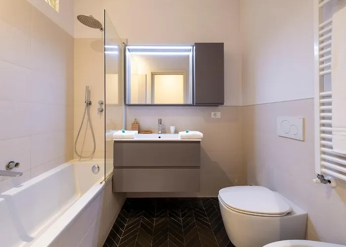 Luxury Design In Brera District - B