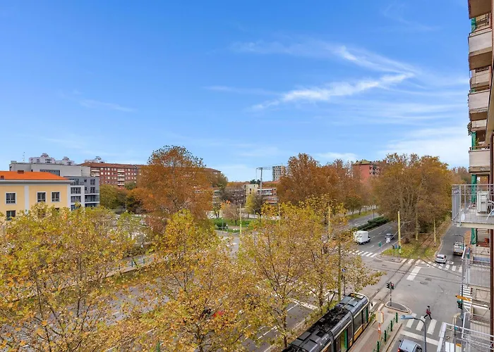 Fute182 -bicocca- Easy House * 밀라노