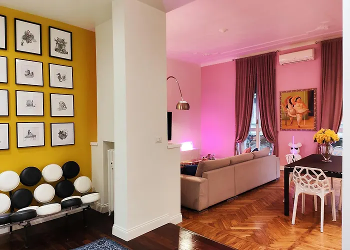 9 Guests 2 Together 2 And 3 Floor With, 4 Bedrooms, 4 Baths In Downtown With Ac, Wifi And Subway M1 M2 Airport Connected Apartmán
