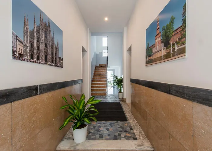 Aristotele Building - B * Милан