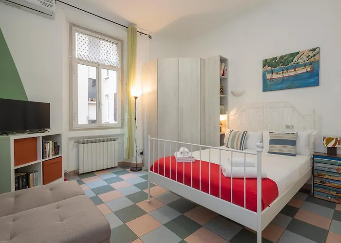 New In Downtown Close To Duomo Апартаменты *