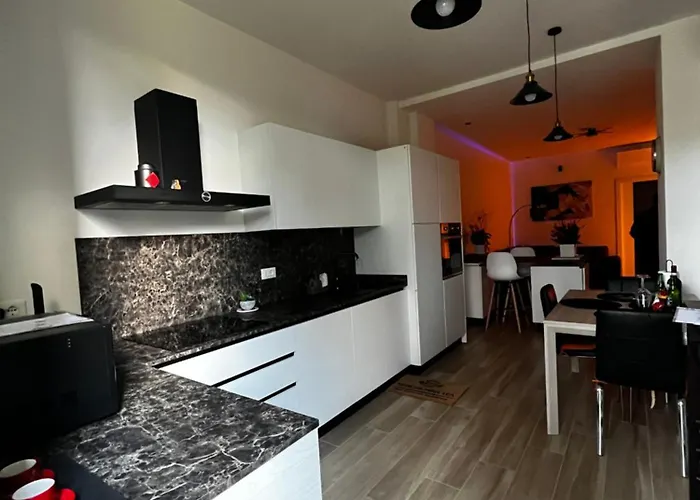 Yea - Your Exclusive Loft Next To Station Appartement *