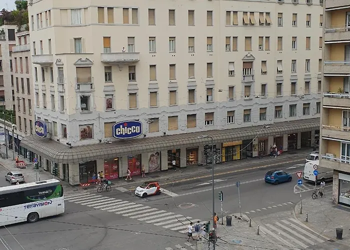 Moderno Centro Milano, Metro Loreto *