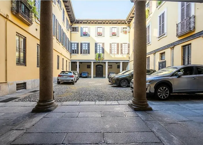 Apartament 10 Minutes From The Duomo - Elegant Maison