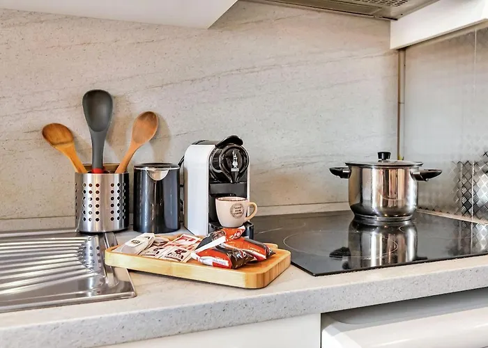 15min From The Duomo-500 M From The Metro Appartement Milaan