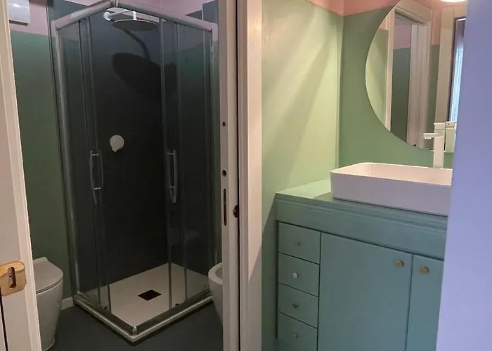 Welkhom Bocconi 1-bdr ميلان