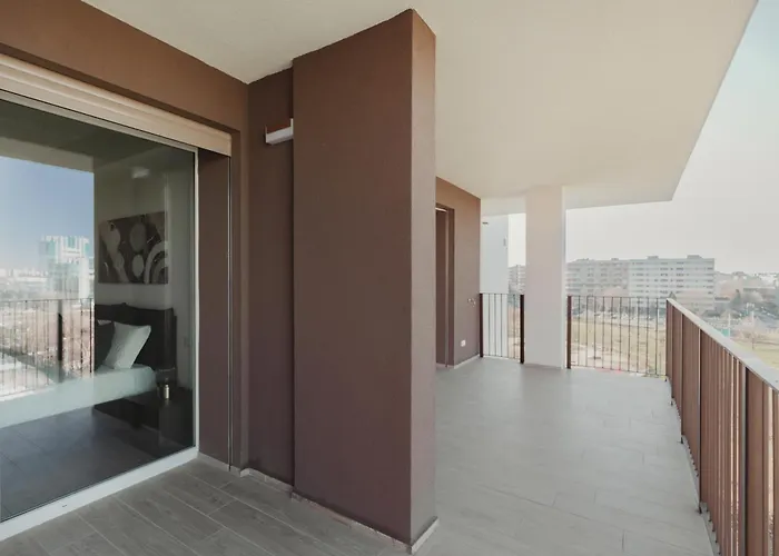 Apartment Gohost - Modern And Bright With Terrace And Balcony