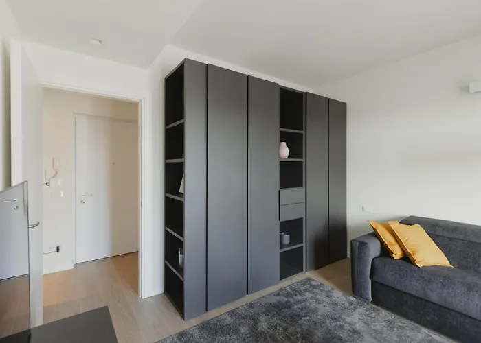 Gohost - Modern And Bright With Terrace And Balcony Apartment *