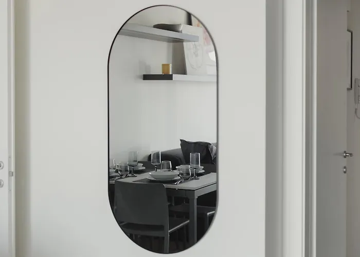 Gohost - Modern And Bright With Terrace And Balcony