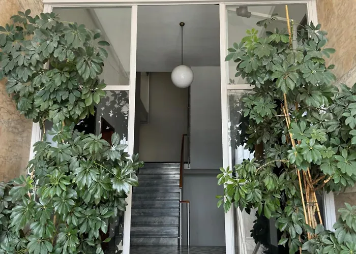 Isola Flat شقة ميلان