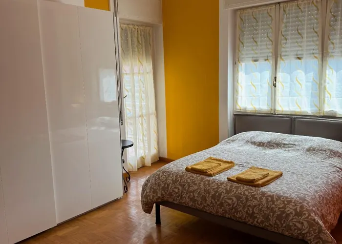 Isola Flat شقة ميلان