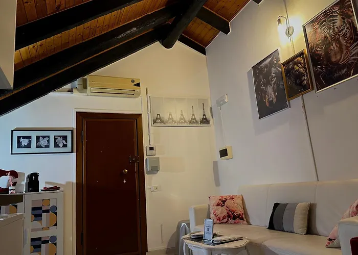 Appartamento Hosting Dreams Attics - Duomo