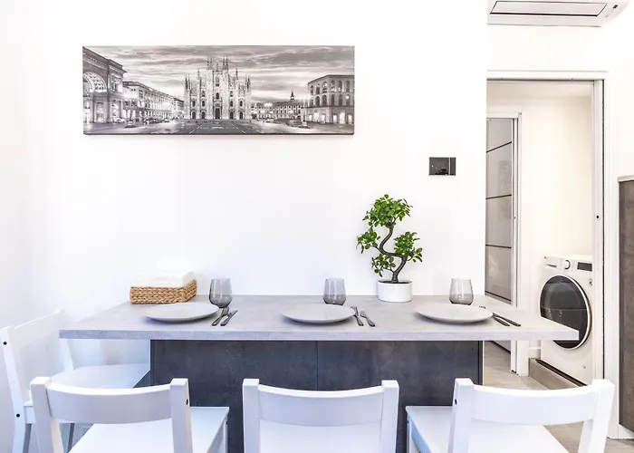 5 Stars Flat, Next To Subway, 3 Stops To Duomo, Ac & Wi-fi Lejlighed