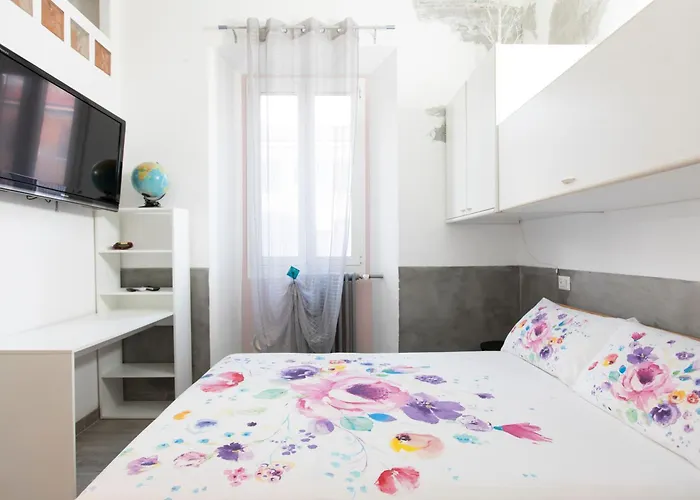 Affittacamere Relax A 4 Salti Dai Navigli 4*