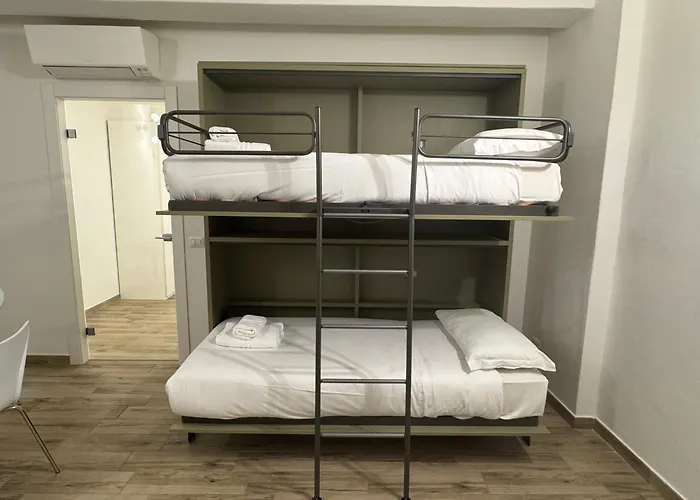 Moscova-arena Area, * Milan