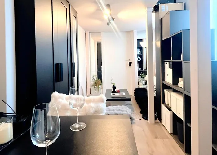 Δωμάτια σε οικογενειακή κατοικία B&B Pizza Room Twin Room Near Navigli Milan