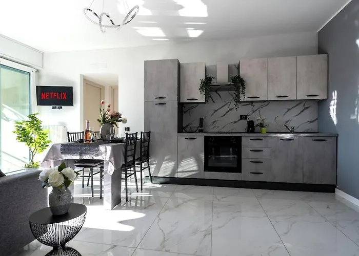 Apartment New With 4 Bedrooms