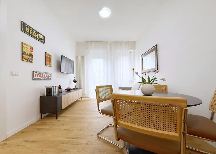 Apartament Viale Monza Ab - 2 Bedroom- 15 Min Dal Duomo *
