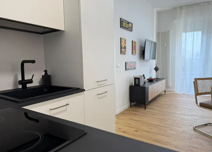 Viale Monza Ab - 2 Bedroom- 15 Min Dal Duomo Mediolan