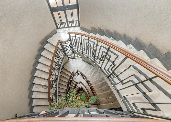 Mondrian Style House Apartman