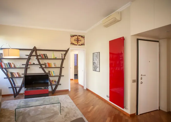 Bright And Comfy In A Beautiful Contemporary * Μιλάνο