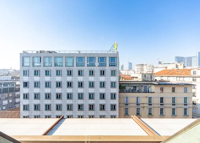 Repubblica-stazione Big House Skyline View 4 Pax Check In H24 Апартаменты *