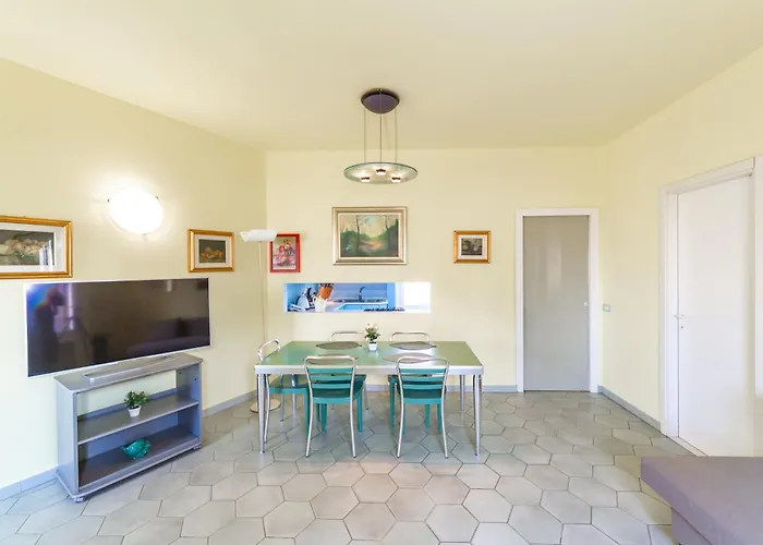 Repubblica-stazione Big House Skyline View 4 Pax Check In H24 Апартаменты Милан