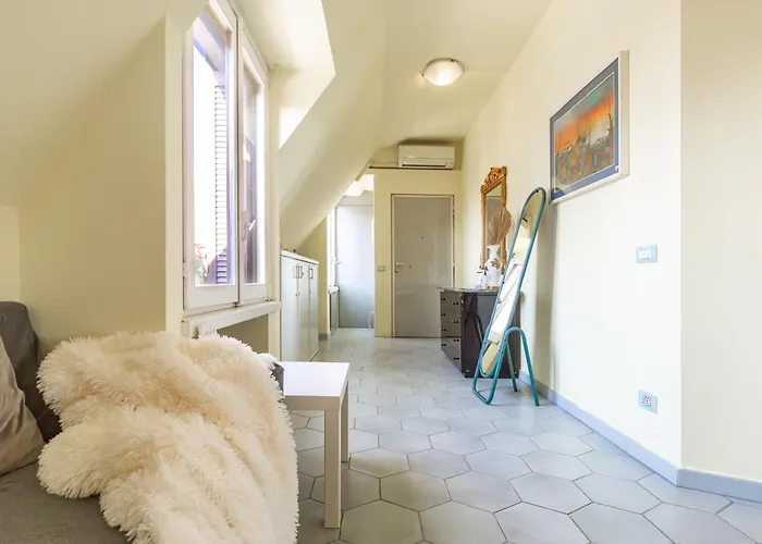 Repubblica-stazione Big House Skyline View 4 Pax Check In H24 Апартаменты Милан