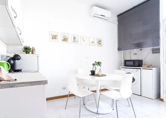 Urban View Flat - Zona Sarpi * Mediolan