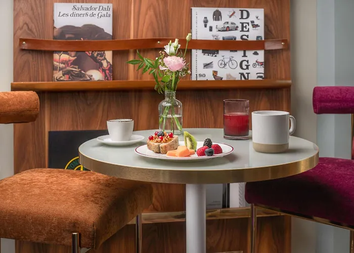 호텔 Avani Palazzo Moscova 4*