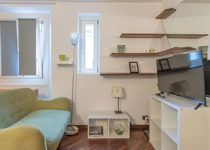 Daire Xenia - Lovely In Corso Genova 10 Min From Duomo *