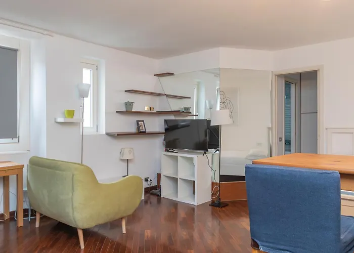 Xenia - Lovely In Corso Genova 10 Min From Duomo Daire