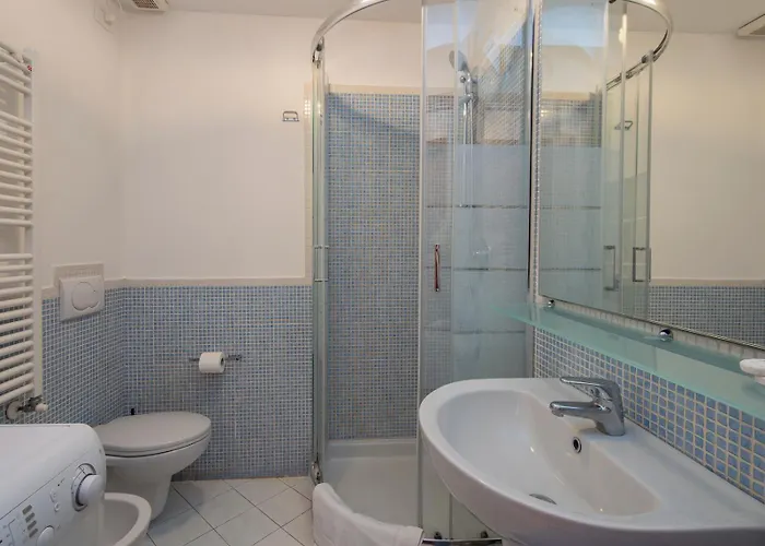 Xenia - Historic Two-room In Navigli Area *