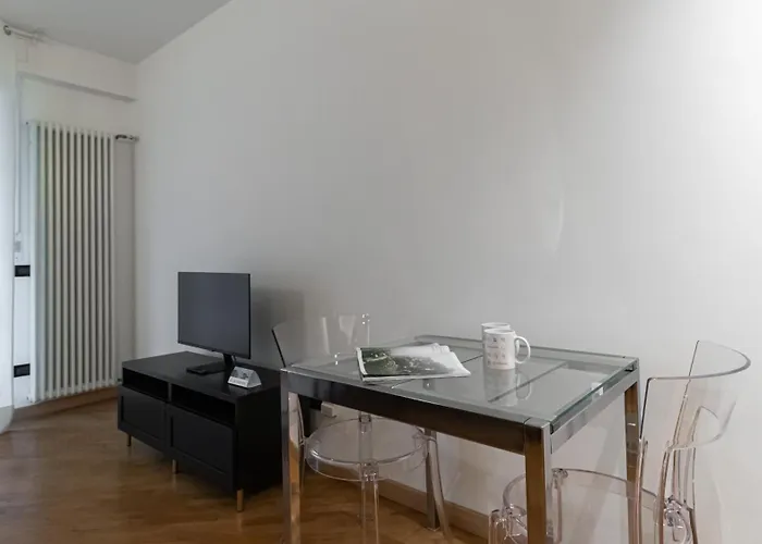 Italianway Easy - Ceroni 10 ميلان