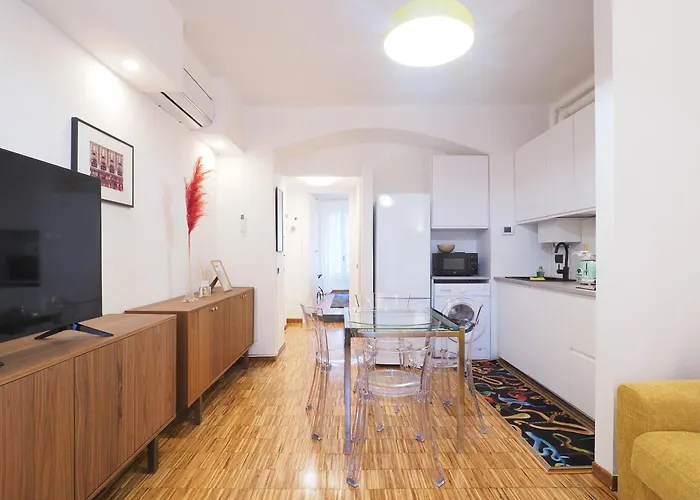 Arco Della Pace Charming شقة *