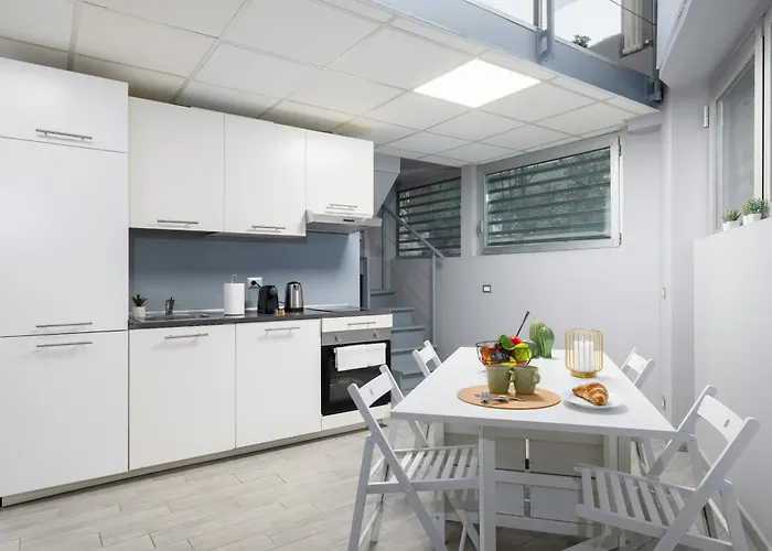 Modern Loft 8 Min From Duomo Lägenhet Milano