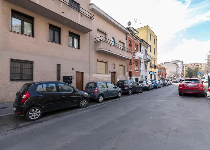 Bright Attic M4 - 2 Bedrooms Apartment Milan