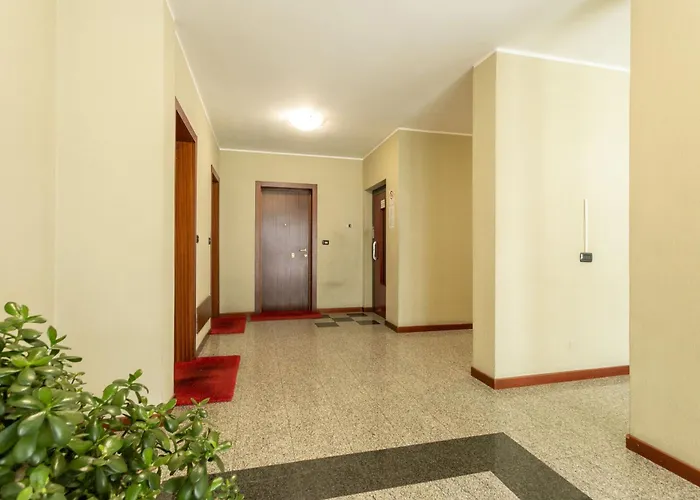 Russoli By Halldis *