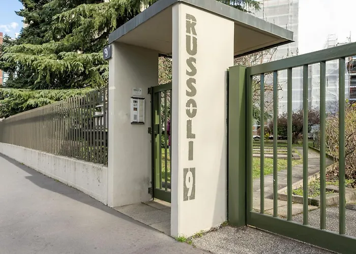 Russoli By Halldis *