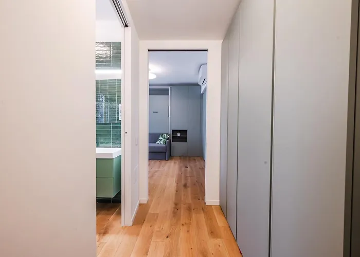 Lägenhet Navigli Cozy Design With Balcony