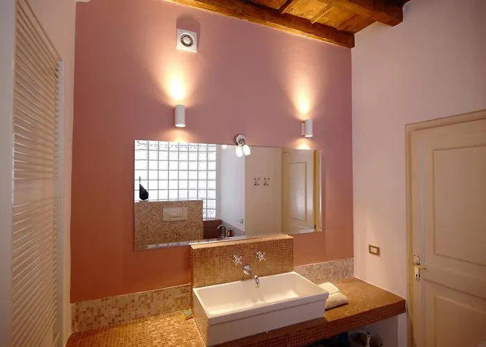 公寓 Navigli Darsena - Luxury With Balcony *