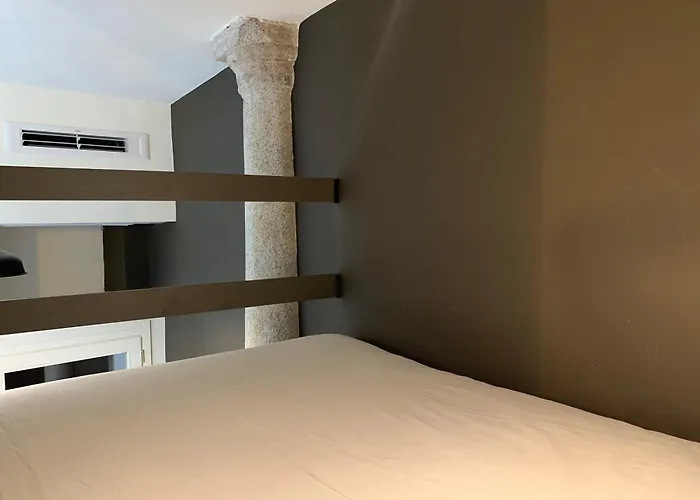 Torricelli 10 Apartment *