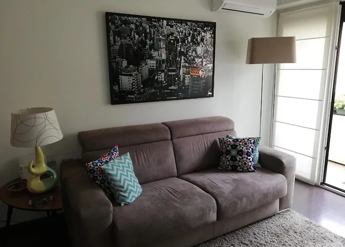 Delightful Two-room In Brera Milán