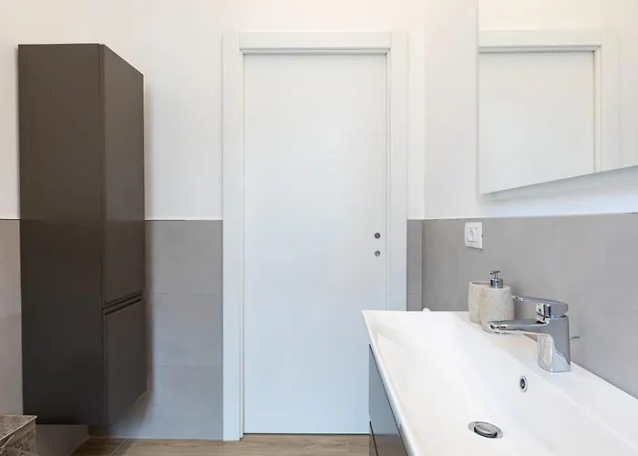 Appartement Certosa Enchanting With Balcony - Collection *