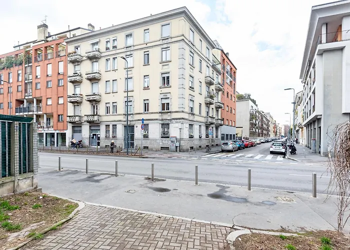 Certosa Enchanting With Balcony - Collection Appartement