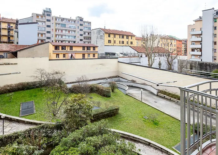 Certosa Enchanting With Balcony - Collection Appartement